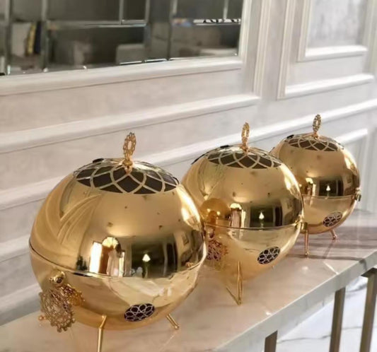 Luxurious gold round chaffing dish | - Elegant Households KE