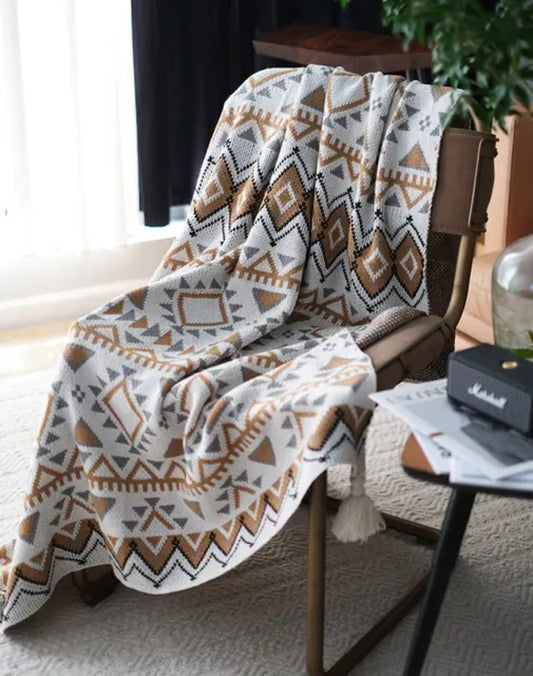 Nordic Bohemian knitted throw blankets with tassels