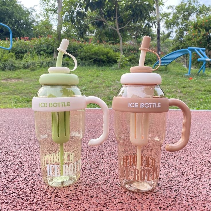 1200ml Cute Water Bottle with Straw. | - Elegant Households KE