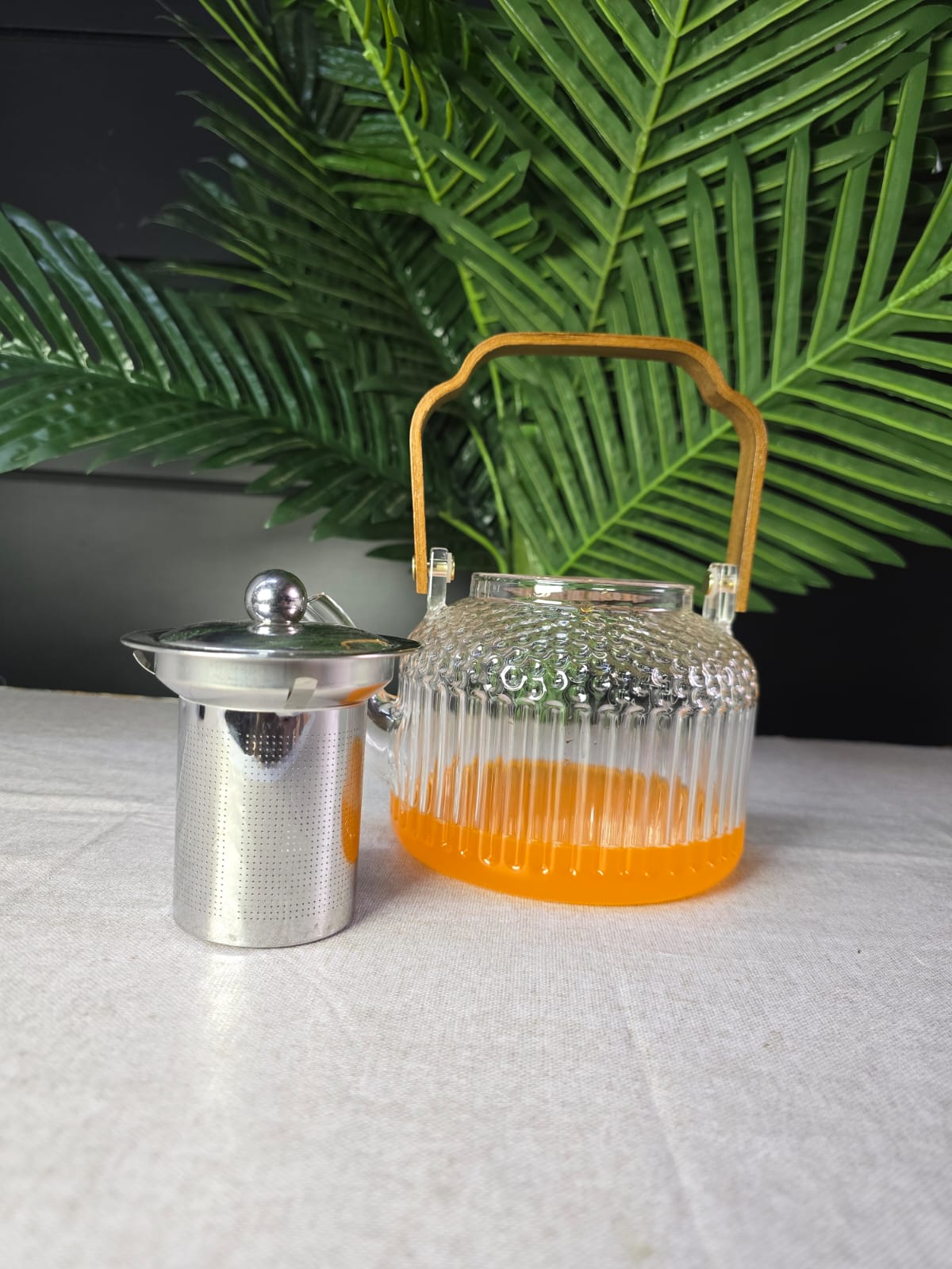 1.5l Bamboo Handle Borosilicate Glass Tea Pot with Infuser | - Elegant Households KE