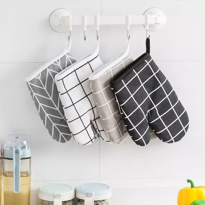 2pcs Heatproof oven mittens | - Elegant Households KE