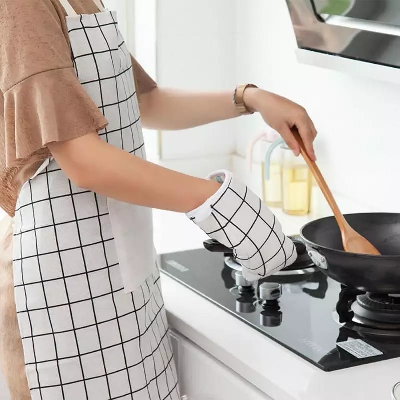 2pcs Heatproof oven mittens | - Elegant Households KE