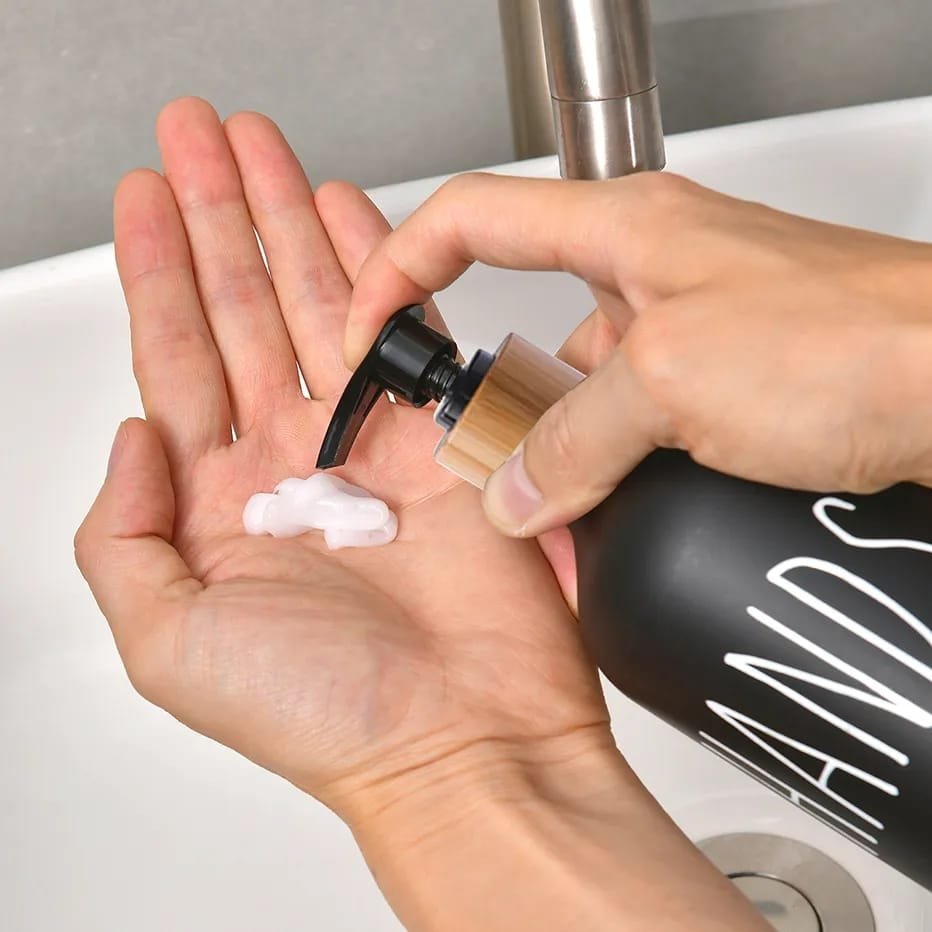 2pcs Refillable Soap dispenser | - Elegant Households KE