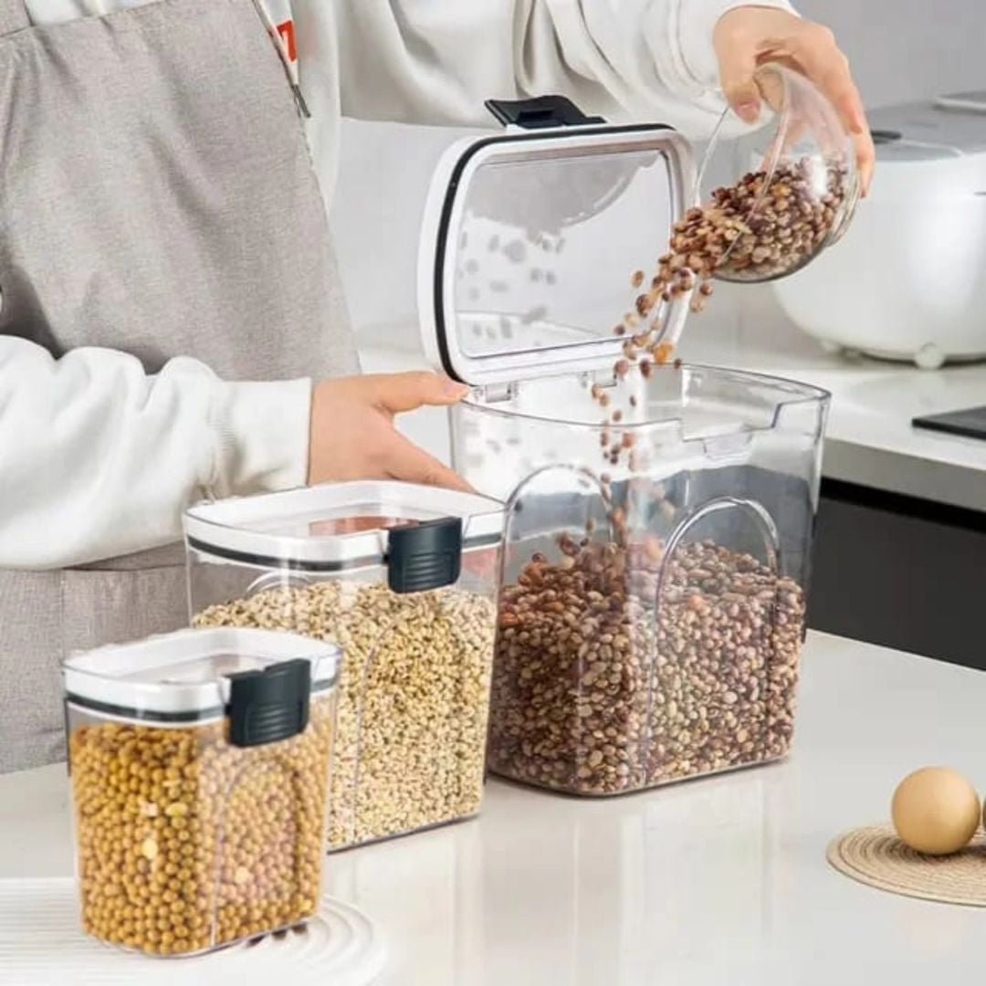 4pcs Airtight storage containers with spoons  | - Elegant Households KE
