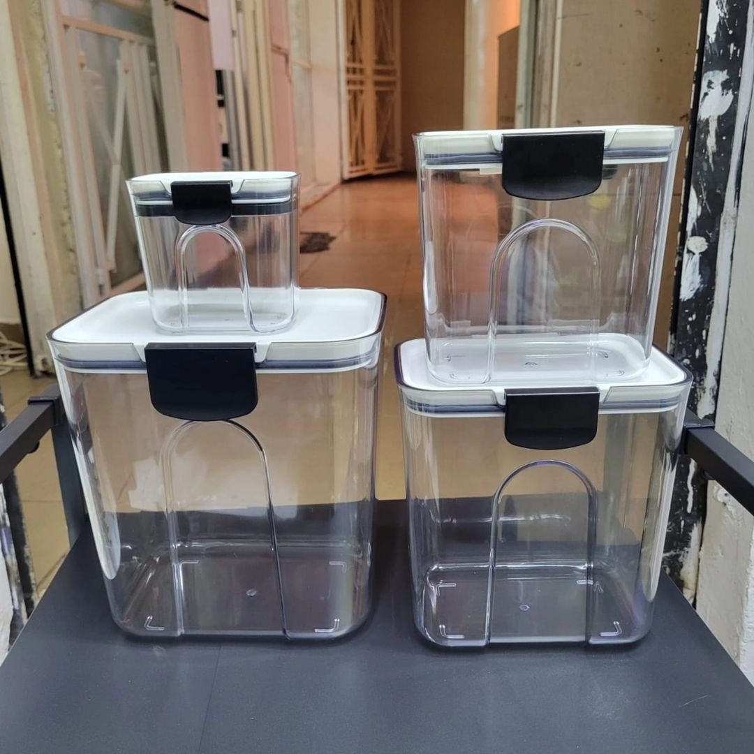 4pcs Airtight storage containers with spoons  | - Elegant Households KE