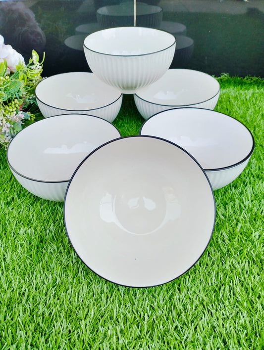 A set of 6pcs Bowls