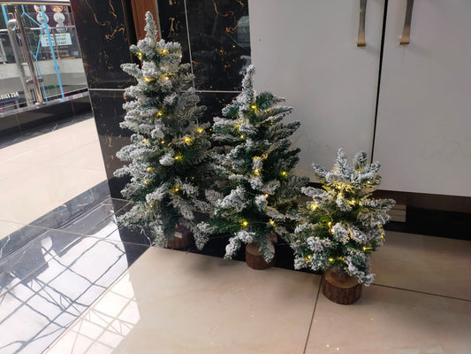 Pre-lit mini snow flocked christmas trees