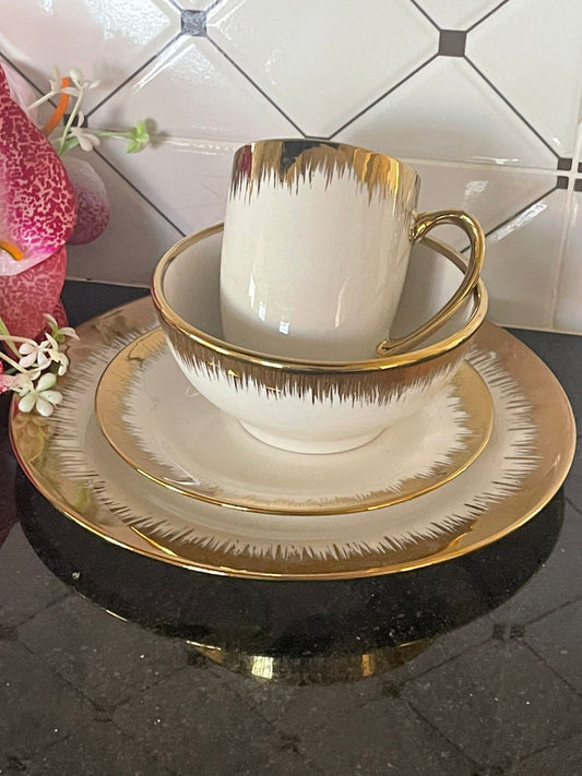 24pcs Gold dinner set 