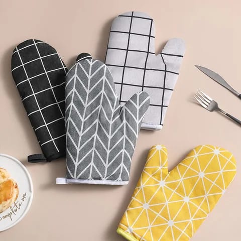 A pair of cotton oven gloves | - Elegant Households KE