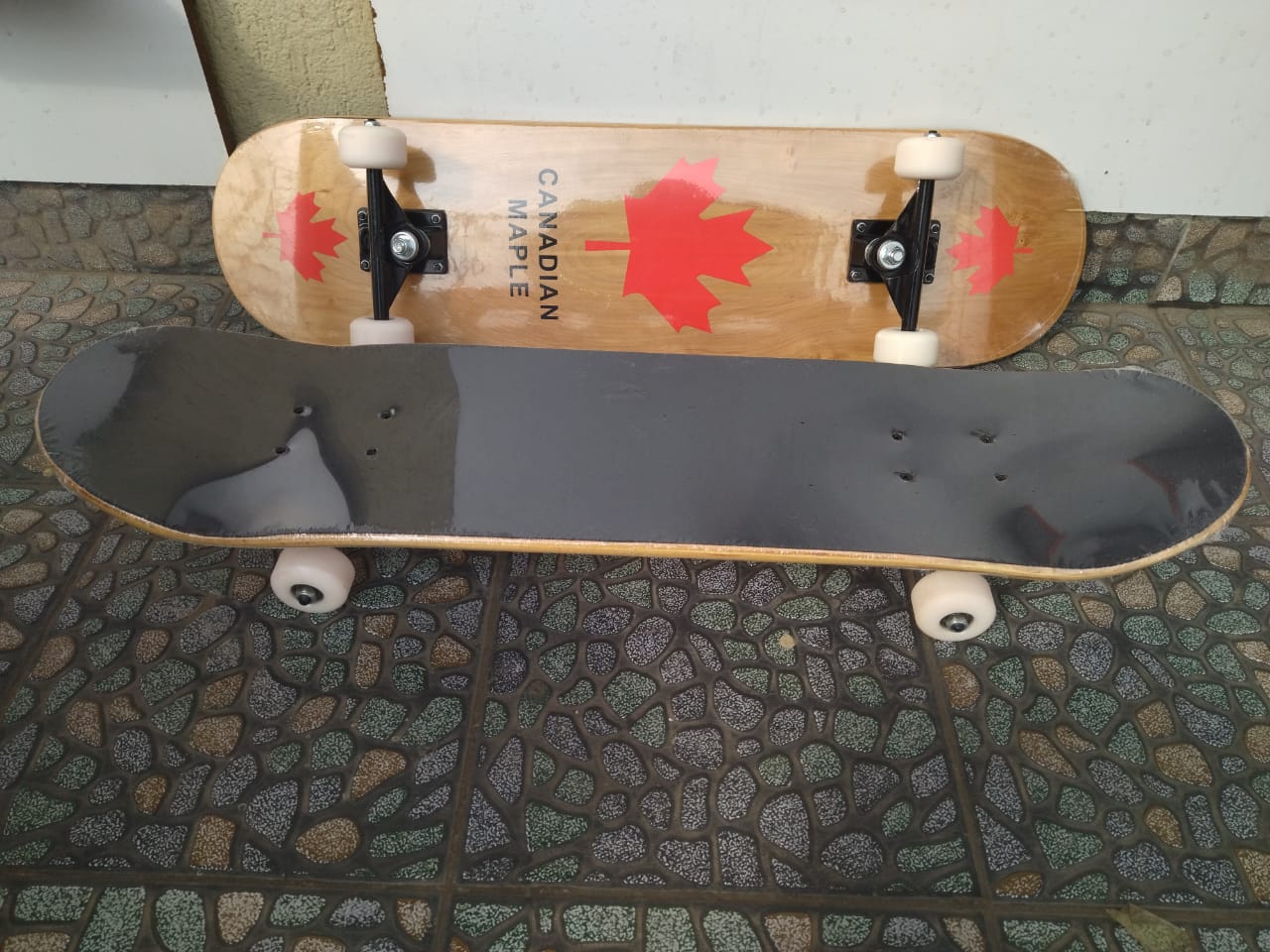 Skateboard Price in Kenya – Canadian Maple Complete Skateboard