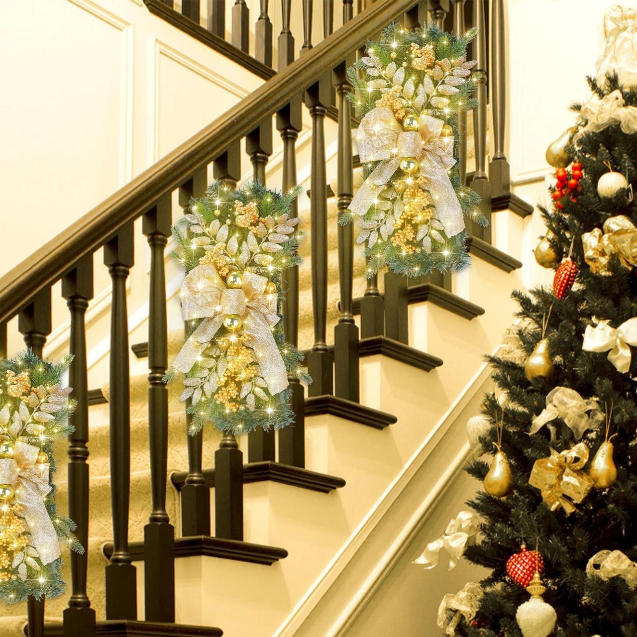 Christmas staircase wreath decorations | - Elegant Households KE