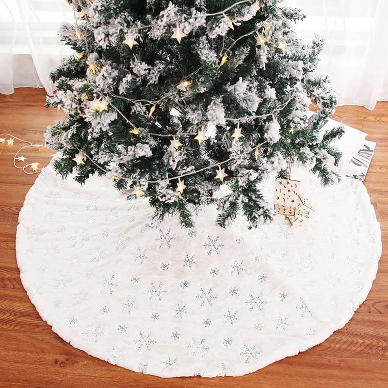 Christmas tree skirt | - Elegant Households KE