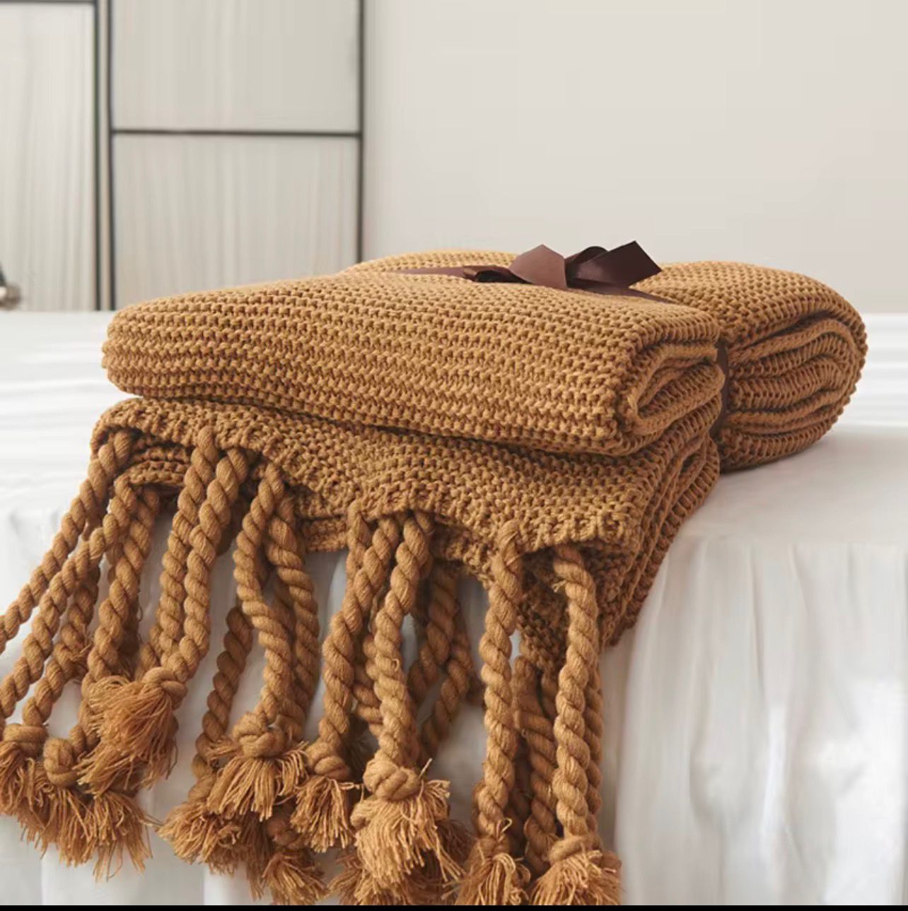 Chunky Knitted Throw Blanket – Ultra Soft & Cozy | - Elegant Households KE