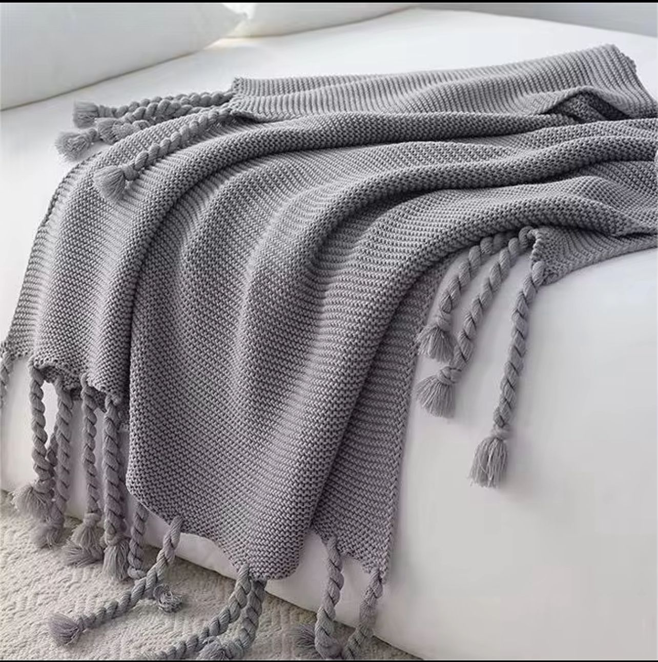 Chunky Knitted Throw Blanket – Ultra Soft & Cozy | - Elegant Households KE