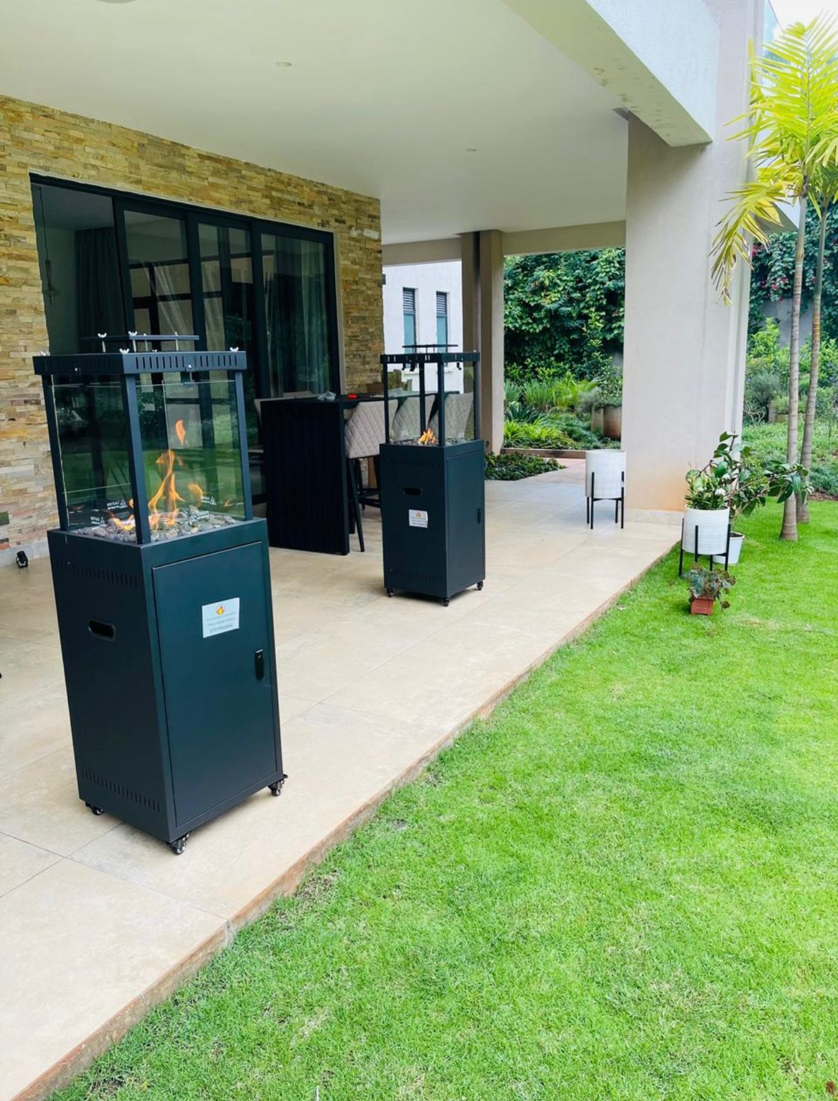 Commercial Outdoor Gas Flame Heater for Restaurants & Hotels | - Elegant Households KE