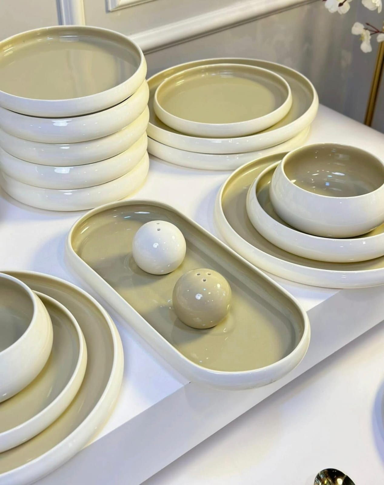 Elegant European 27PCS Double Glaze Porcelain Dinner Set | - Elegant Households KE