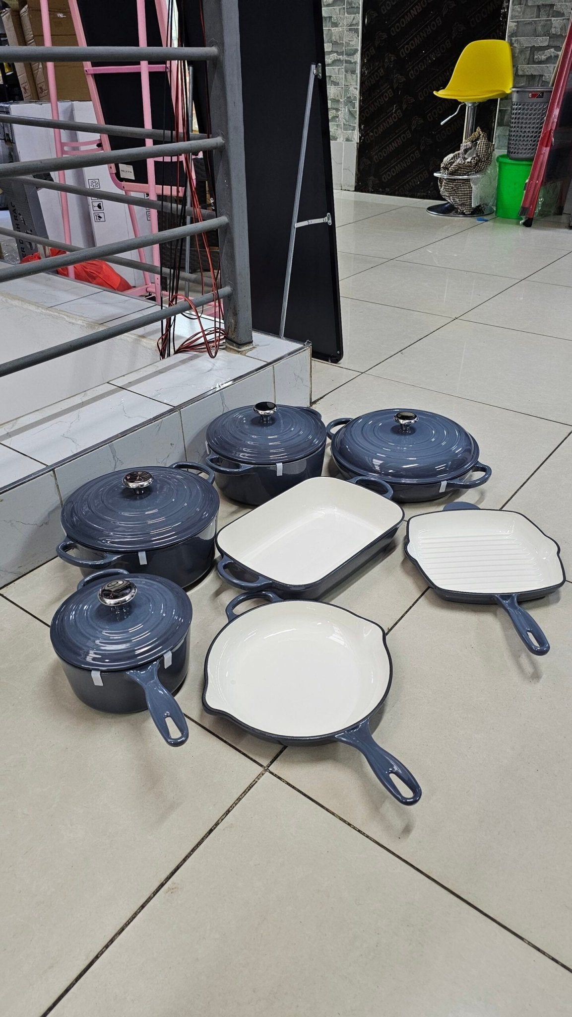 Enamel Cast iron cooking pots | - Elegant Households KE