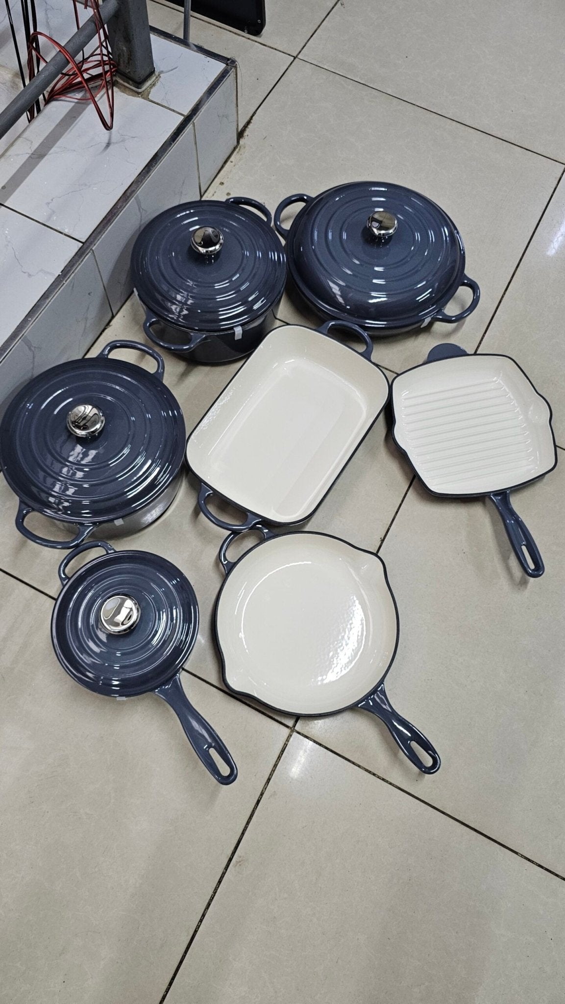 Enamel Cast iron cooking pots | - Elegant Households KE