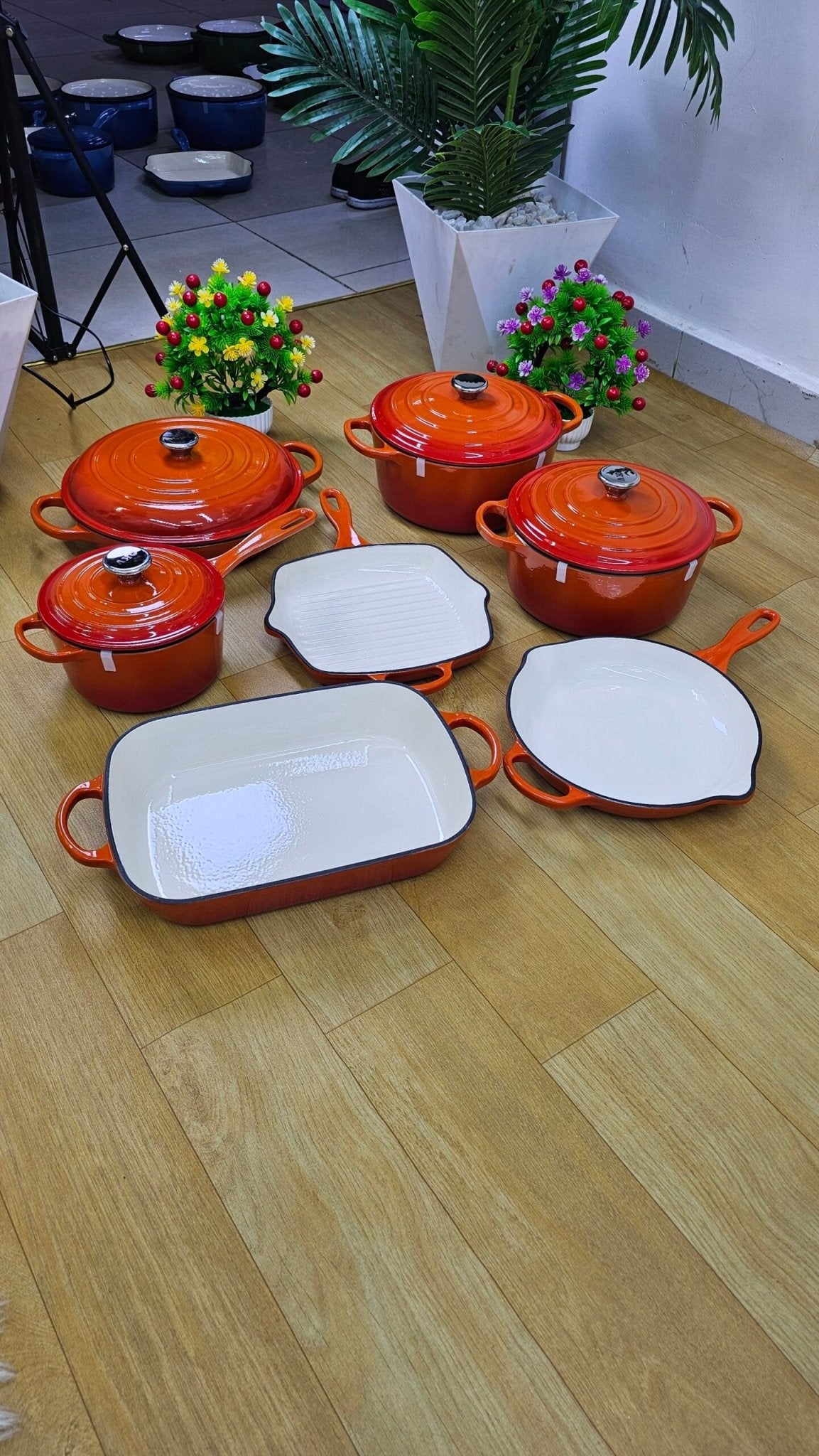 Enamel Cast iron cooking pots | - Elegant Households KE