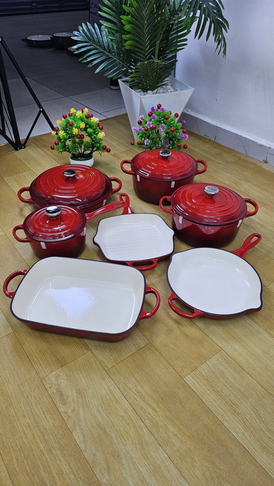 Enamel Cast iron cooking pots | - Elegant Households KE
