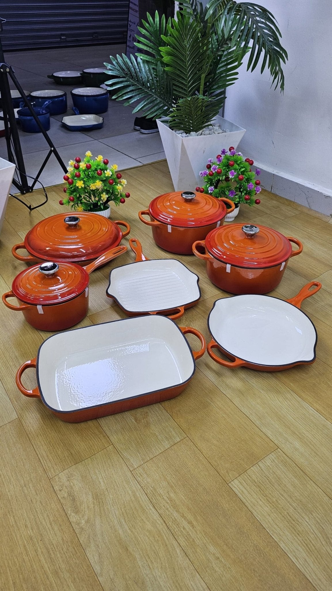 Enamel Cast iron cooking pots | - Elegant Households KE