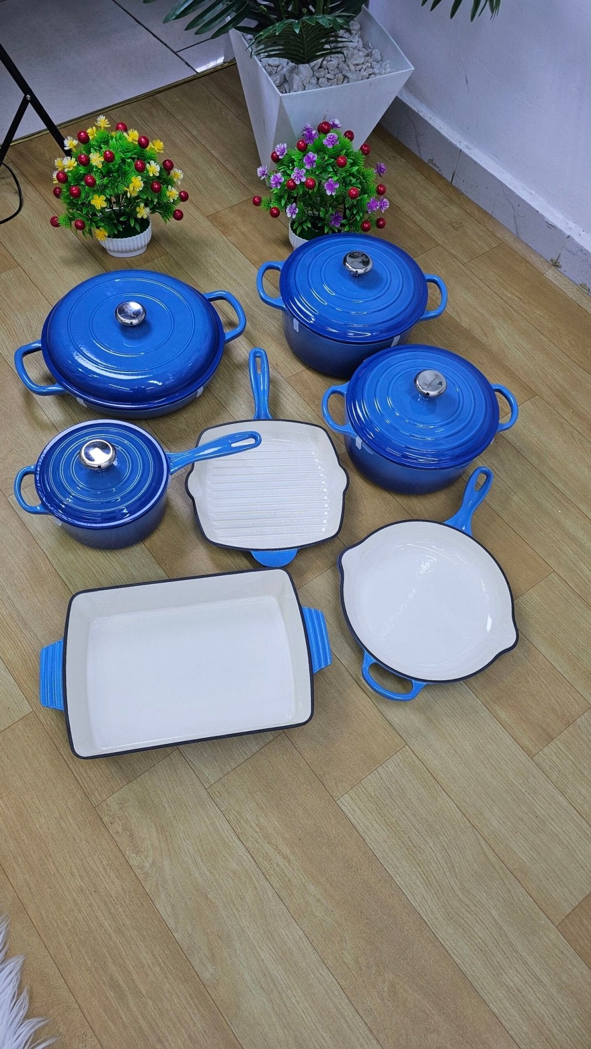 Enamel Cast iron cooking pots | - Elegant Households KE