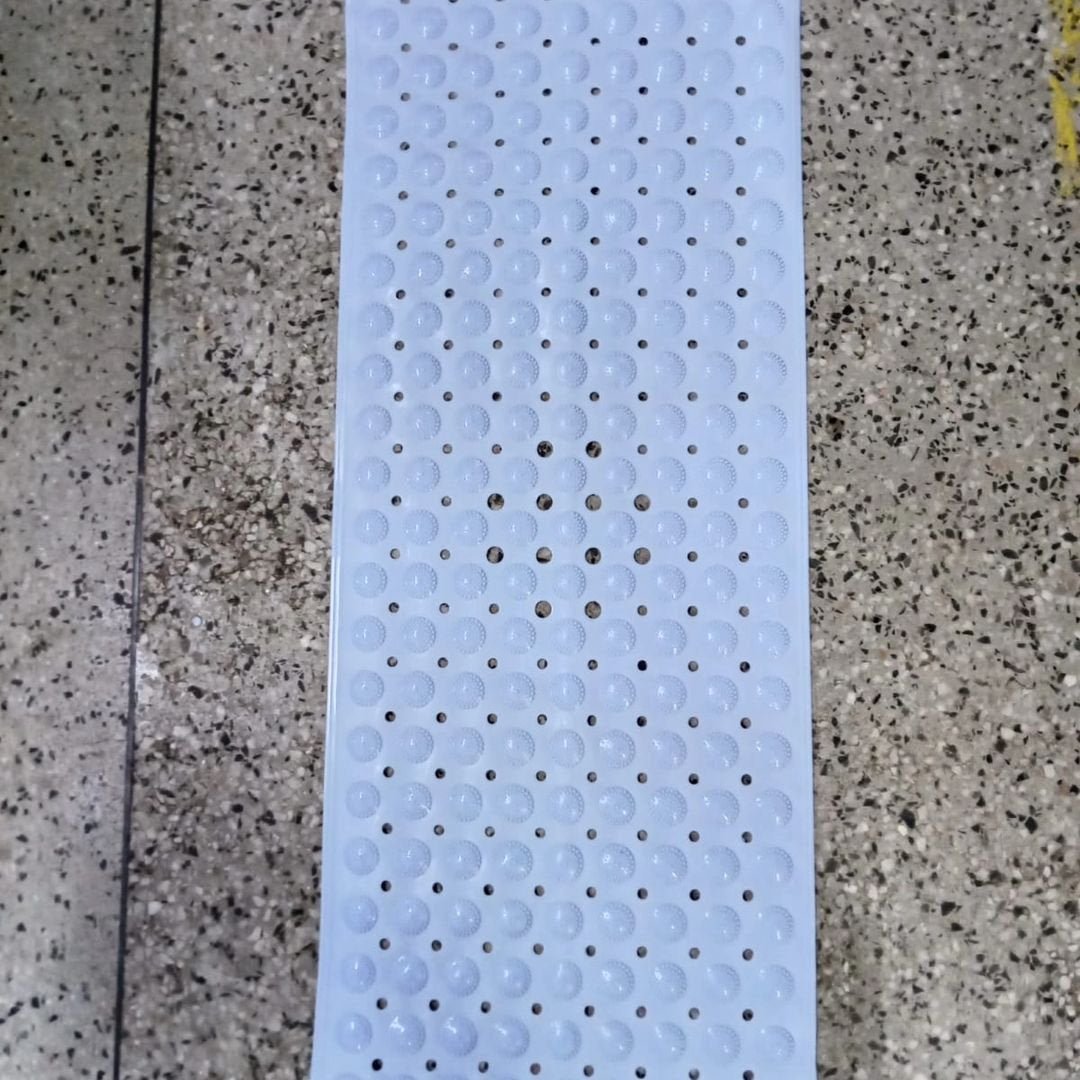 Bath Tub Price in Kenya – Extra Long Anti-Slip Bathtub Mat