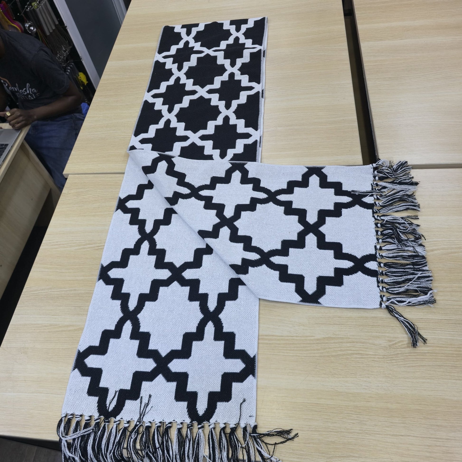 Handmade Double - Sided Cotton Linen Table Runner | - Elegant Households KE