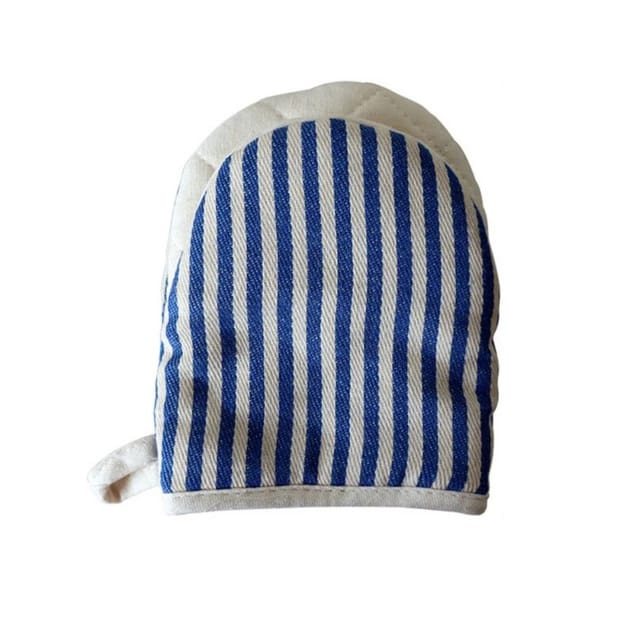 Heat resistant oven gloves  | - Elegant Households KE