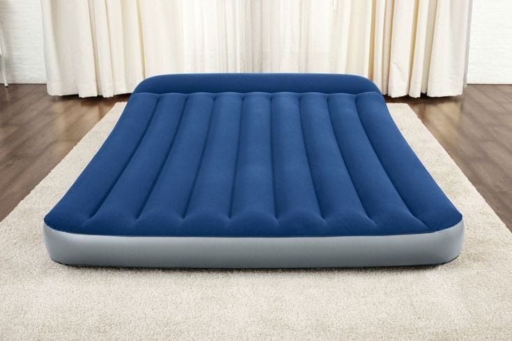 Inflatable air mattress with electric pump and headrest 4*6 | - Elegant Households KE