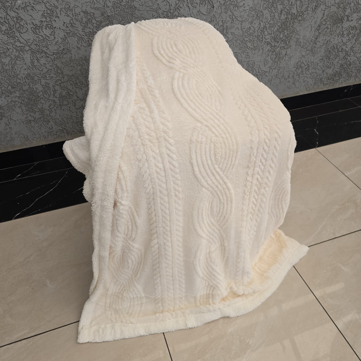 Lambswool Double Sided Throw Blanket | - Elegant Households KE