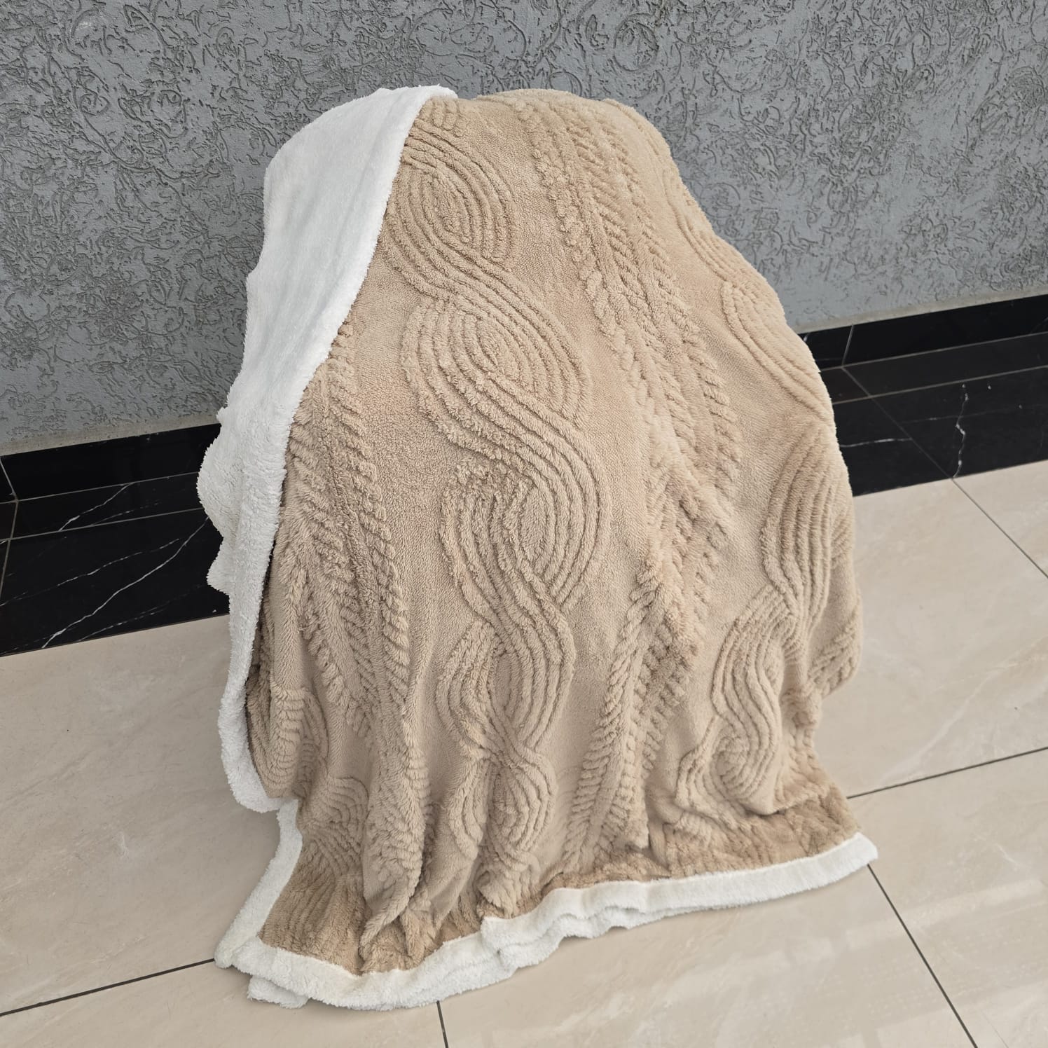 Lambswool Double Sided Throw Blanket | - Elegant Households KE