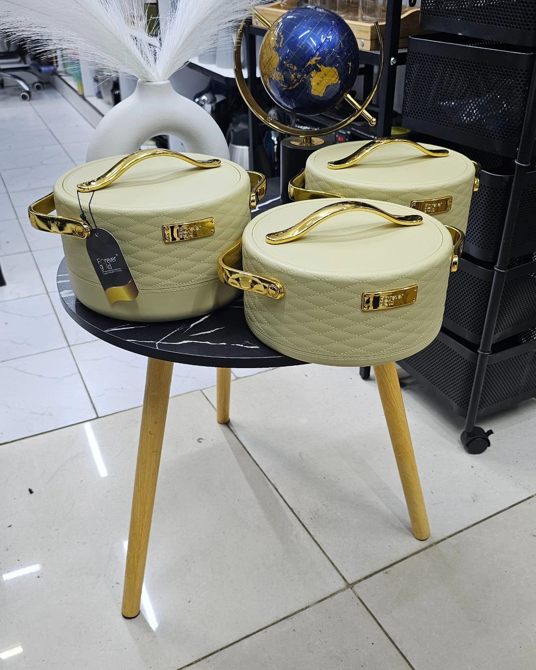 Luxurious Insulated Hotpots | - Elegant Households KE