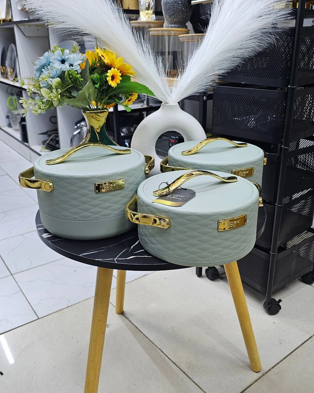 Luxurious Insulated Hotpots | - Elegant Households KE