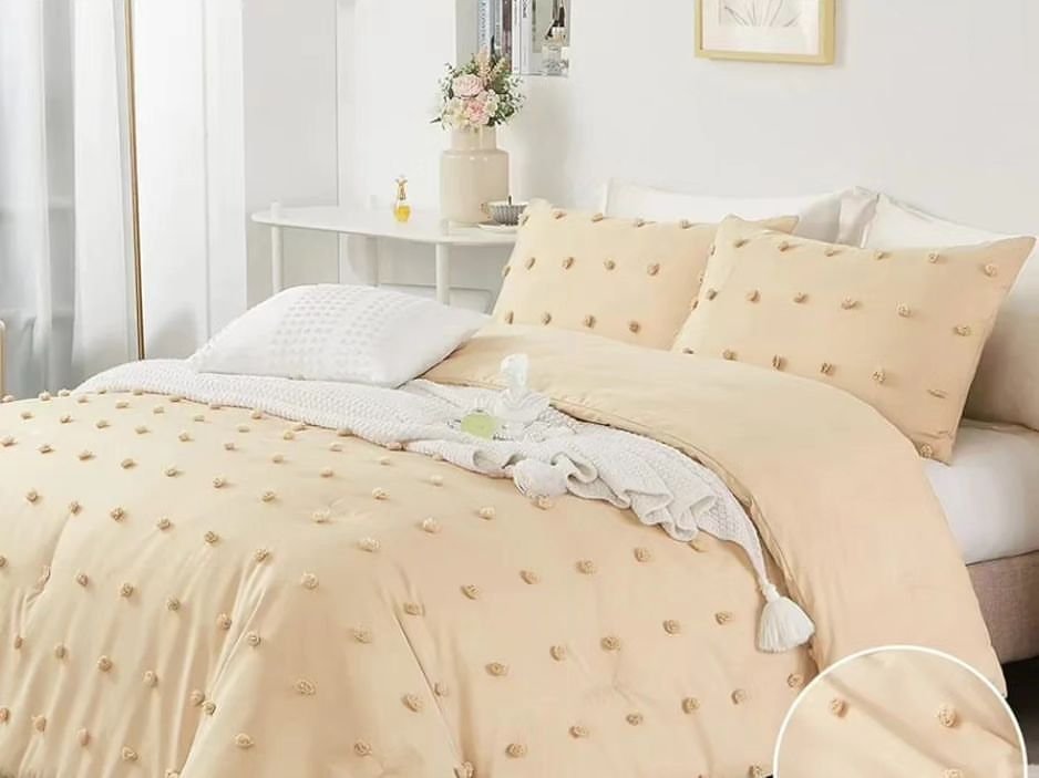 Luxury Tufted Comforter Bedding Set | - Elegant Households KE