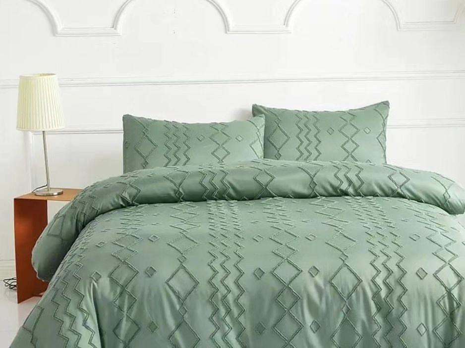 Luxury Tufted Comforter Bedding Set | - Elegant Households KE