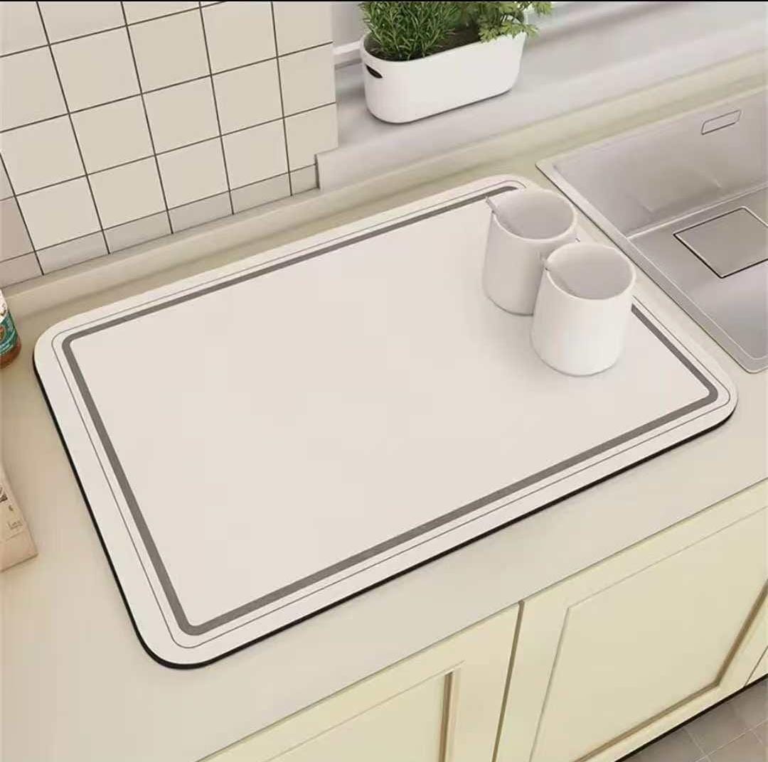 Modern Resin Figure Table Ornaments | - Elegant Households KE