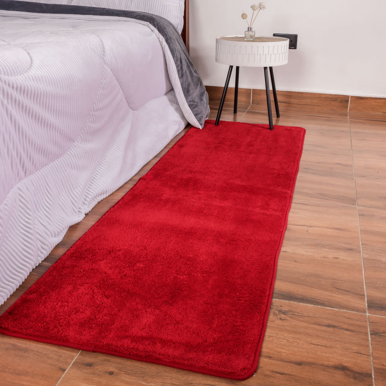 Non Slip Absorbent bedside mat Soft luxurious | - Elegant Households KE