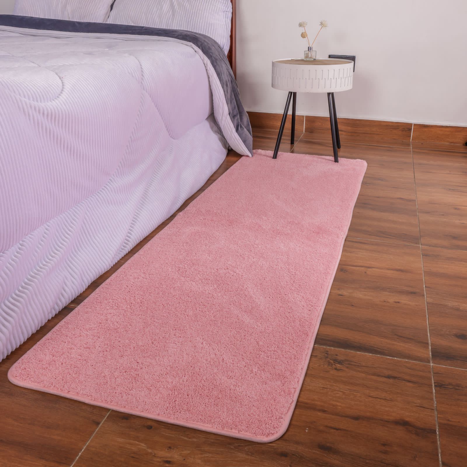 Non Slip Absorbent bedside mat Soft luxurious | - Elegant Households KE