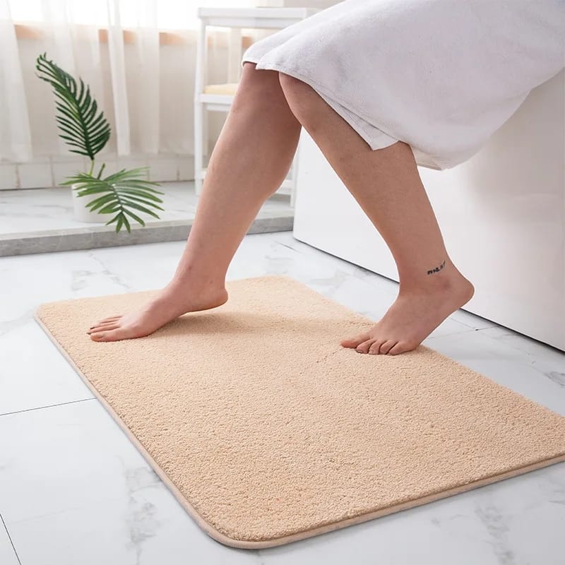 Non slip super absorbent bathroom/door mat | - Elegant Households KE