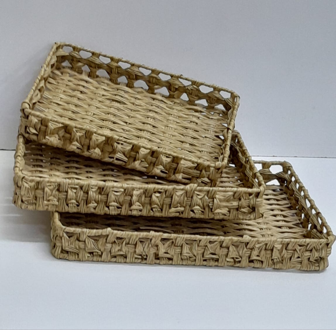 Rattan Tray Kenya – Rustic Decorative Serving Tray with Handles