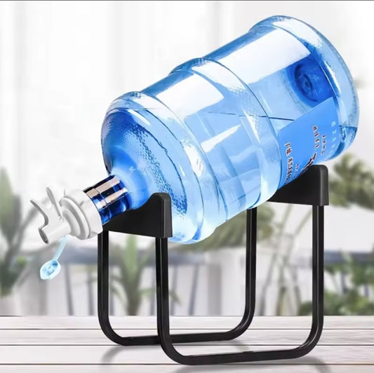 Detachable water stand and dispenser pump