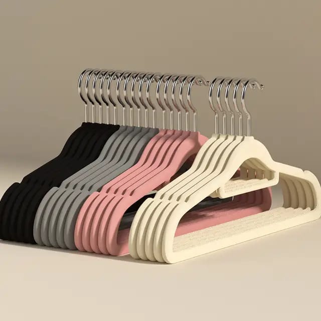 Set of 10 hangers | - Elegant Households KE