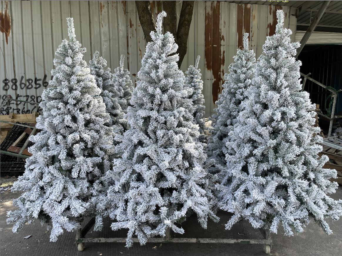 Snow flocked Christmas tree | - Elegant Households KE