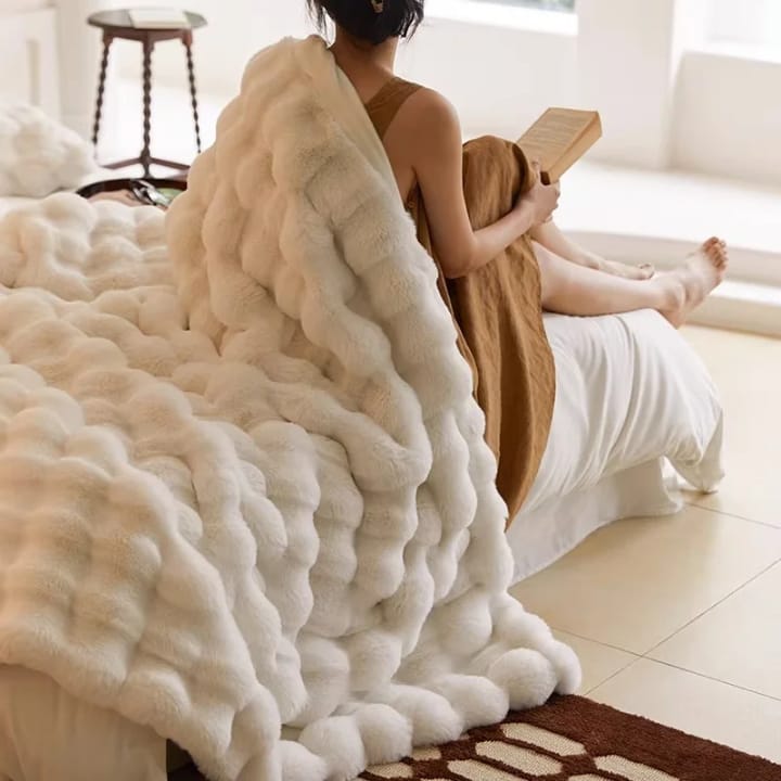 Soft Bubble Winter Throw Blanket Plain | - Elegant Households KE