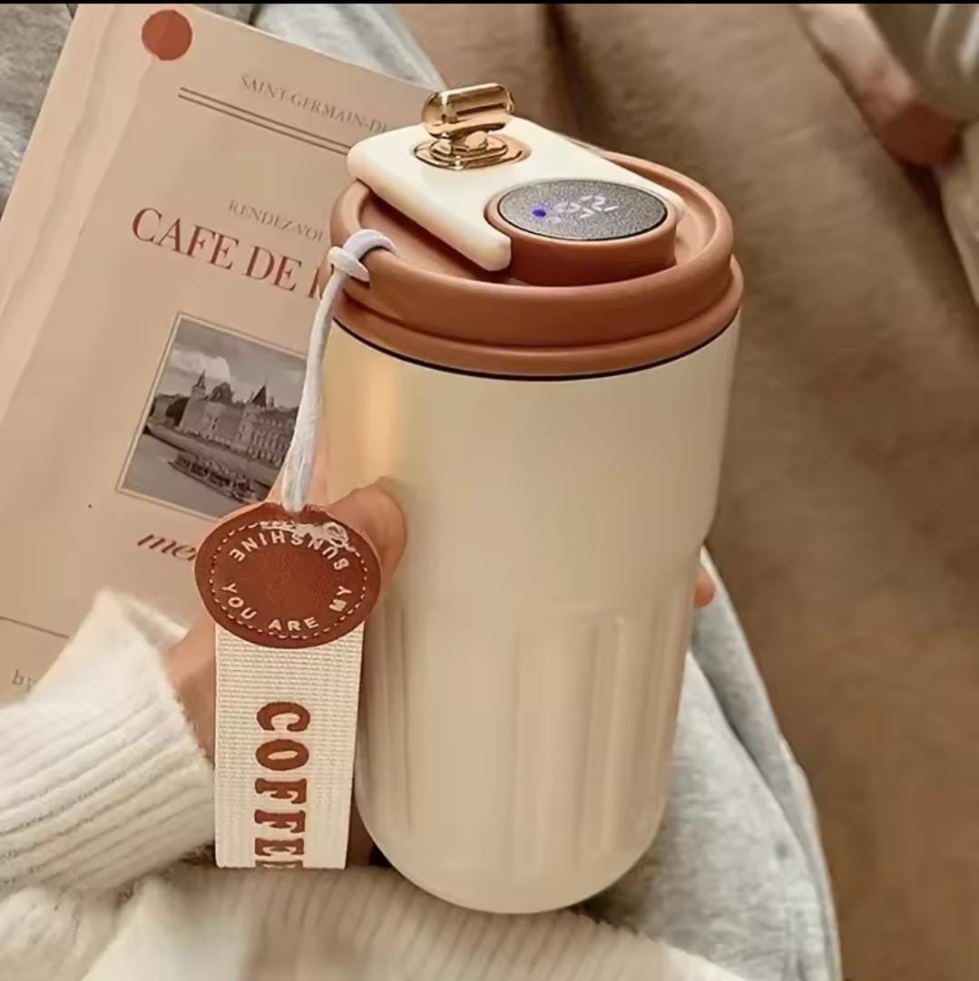 Stainless steel insulated Vacuum cup with Temperature Display | - Elegant Households KE