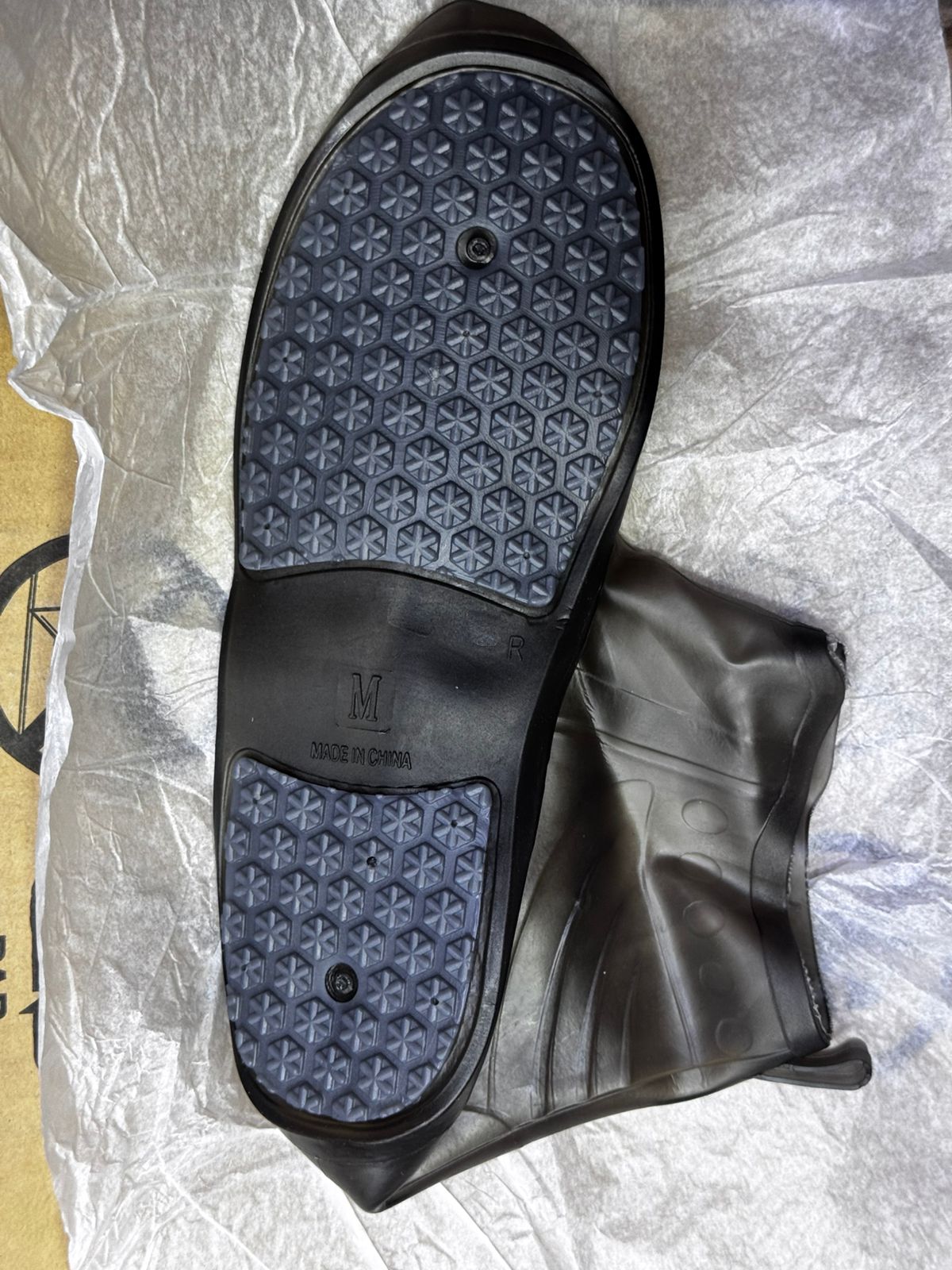 WaterProof Shoe Covers Reusable Silicone Rain Shoe Covers | - Elegant Households KE