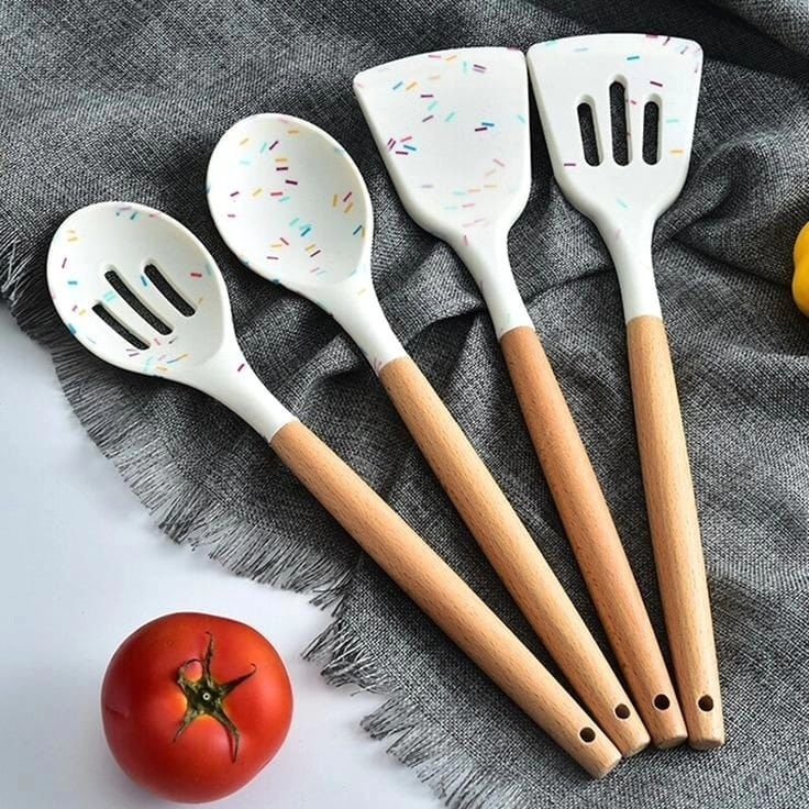 White Marble Silicone Spoon Set | - Elegant Households KE