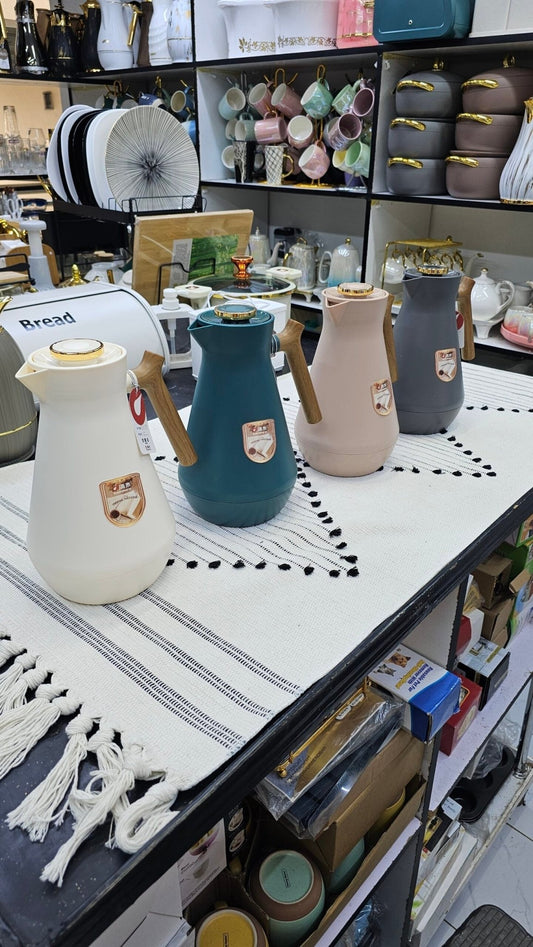 Wooden handle Vacuum flask | - Elegant Households KE