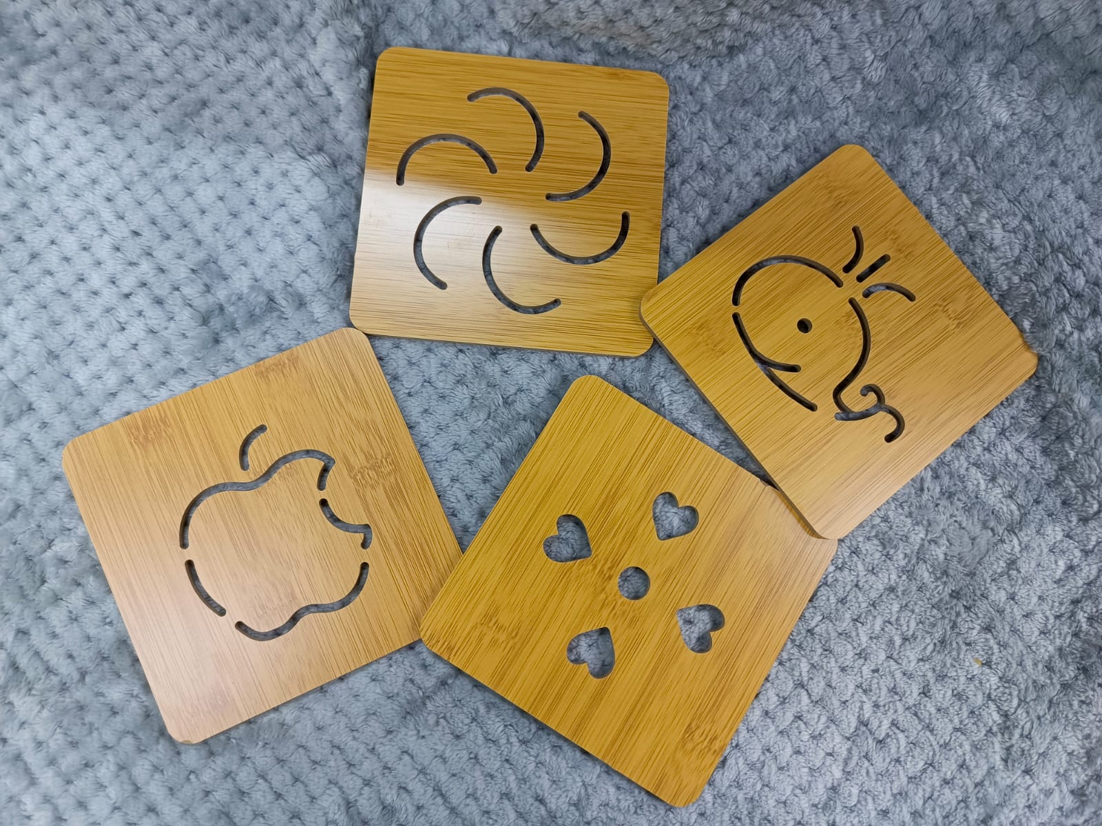 Wooden Heat Proof place mat  | - Elegant Households KE